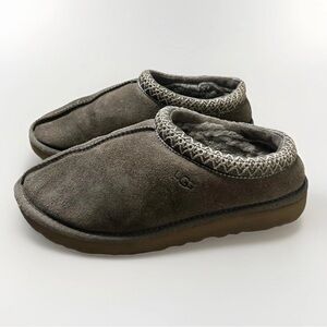 UGG Tasman Slippers Women Sz 8 Brown Suede Sheepskin Slip On Cozy Warm Comfort